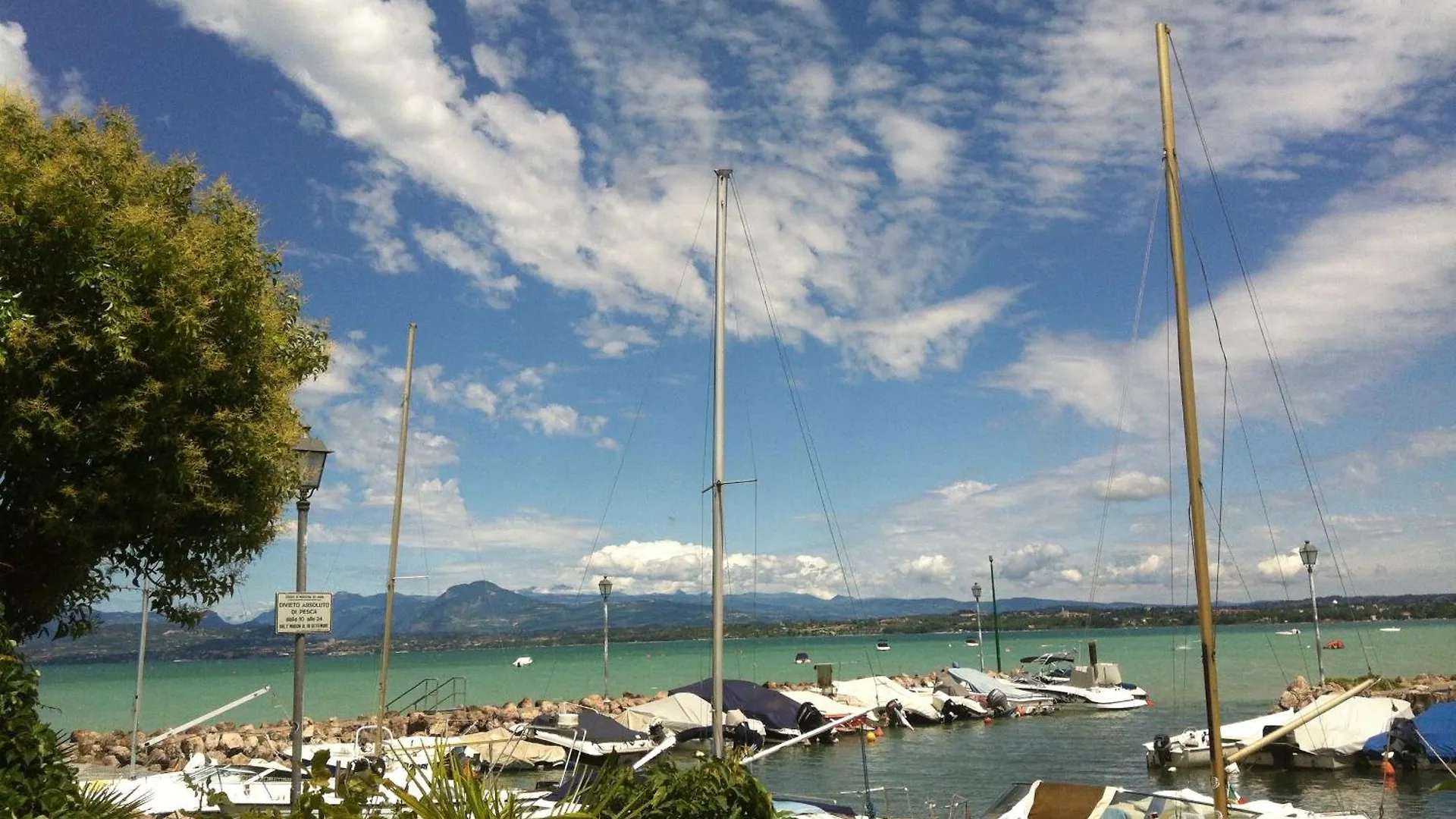 Casa Martori Lake View Rooms Peschiera del Garda