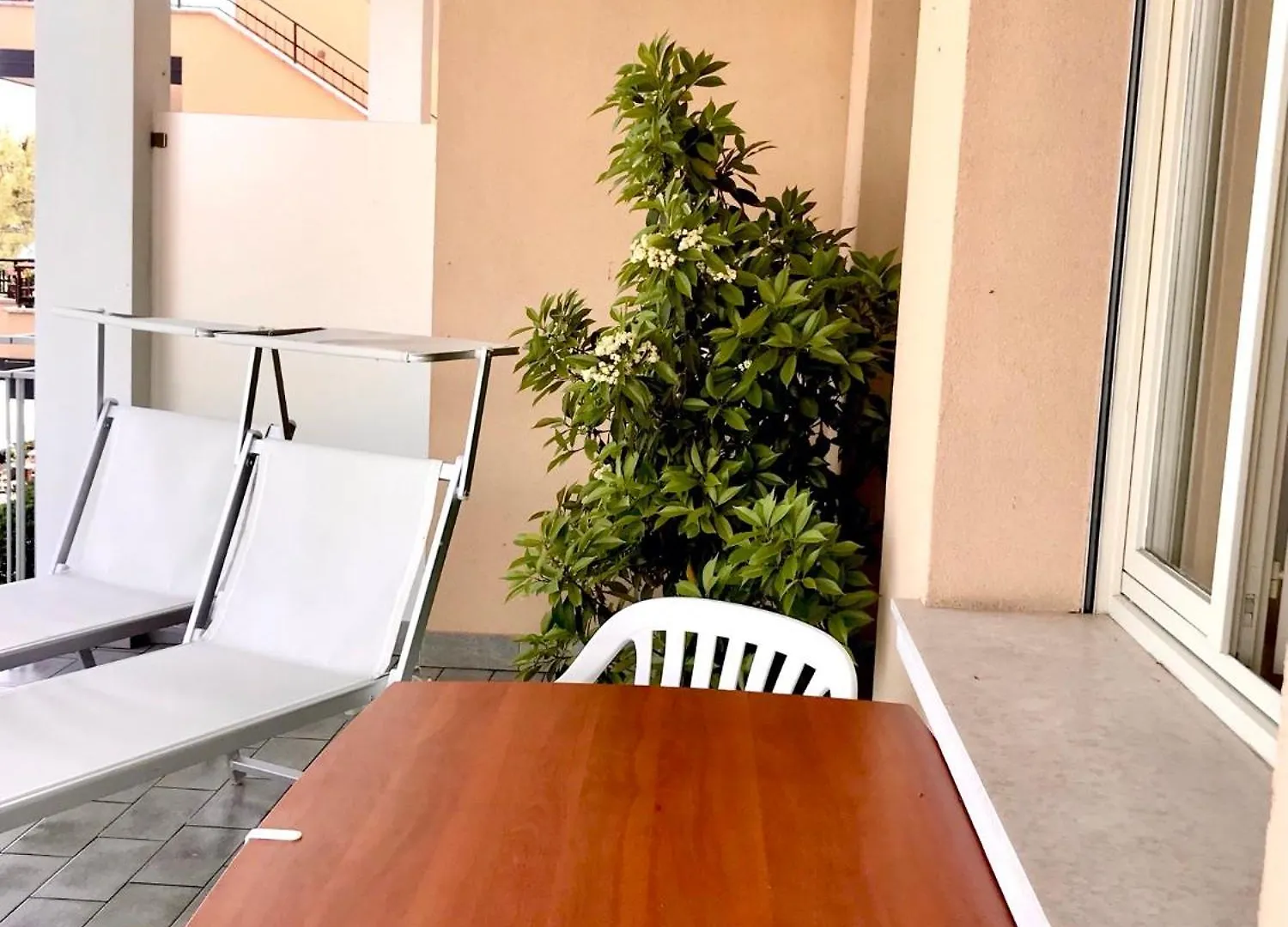 Penzion Casa Martori Lake View Rooms Peschiera del Garda