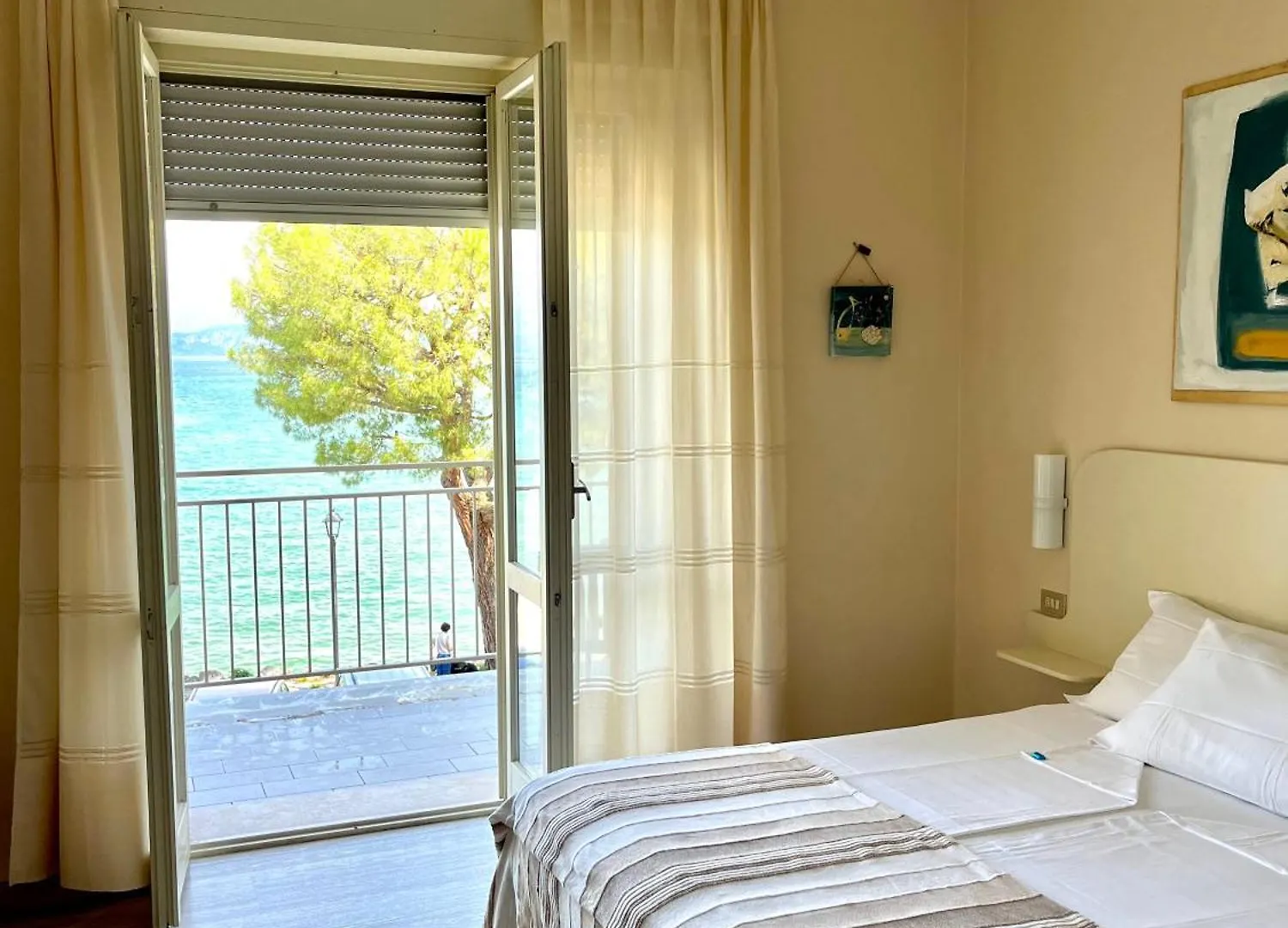 Casa Martori Lake View Rooms Peschiera del Garda 0*,