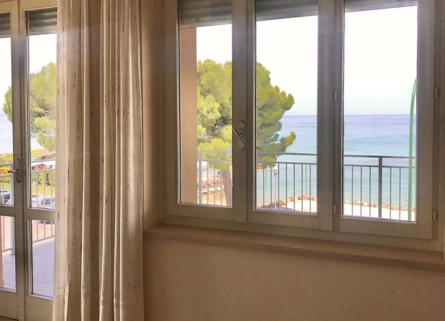 Casa Martori Lake View Rooms Peschiera del Garda Affittacamere